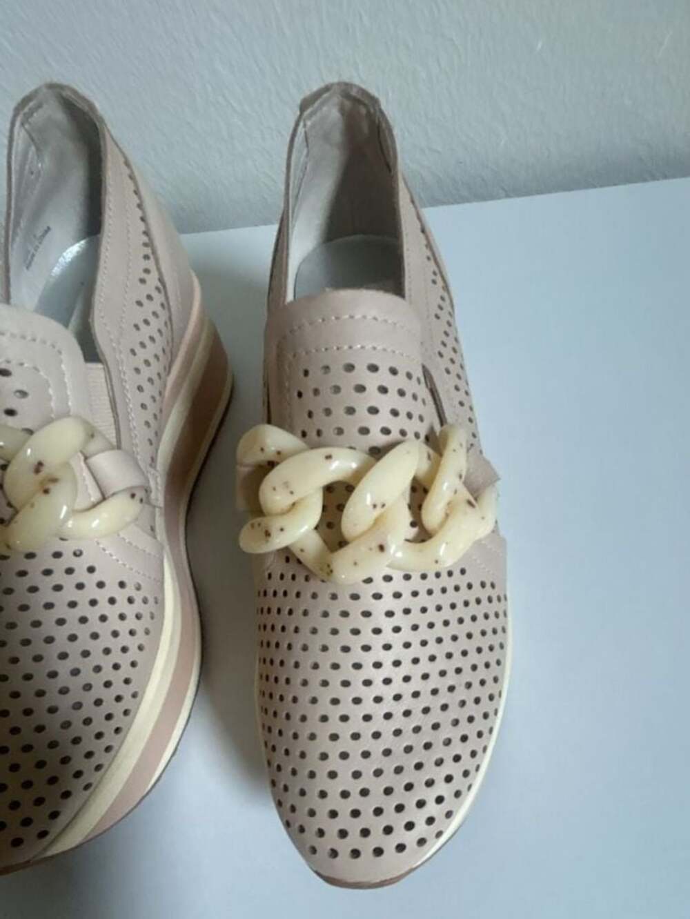 Dolce Vita Jhenee Leather Platform Sneakers Sand Nubuck Chain S 6.5 - Picture 15 of 16